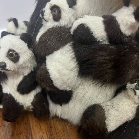 1970s Vintage real fur Mother Panda With 5 Cubs RARE - Picture 7 of 10
